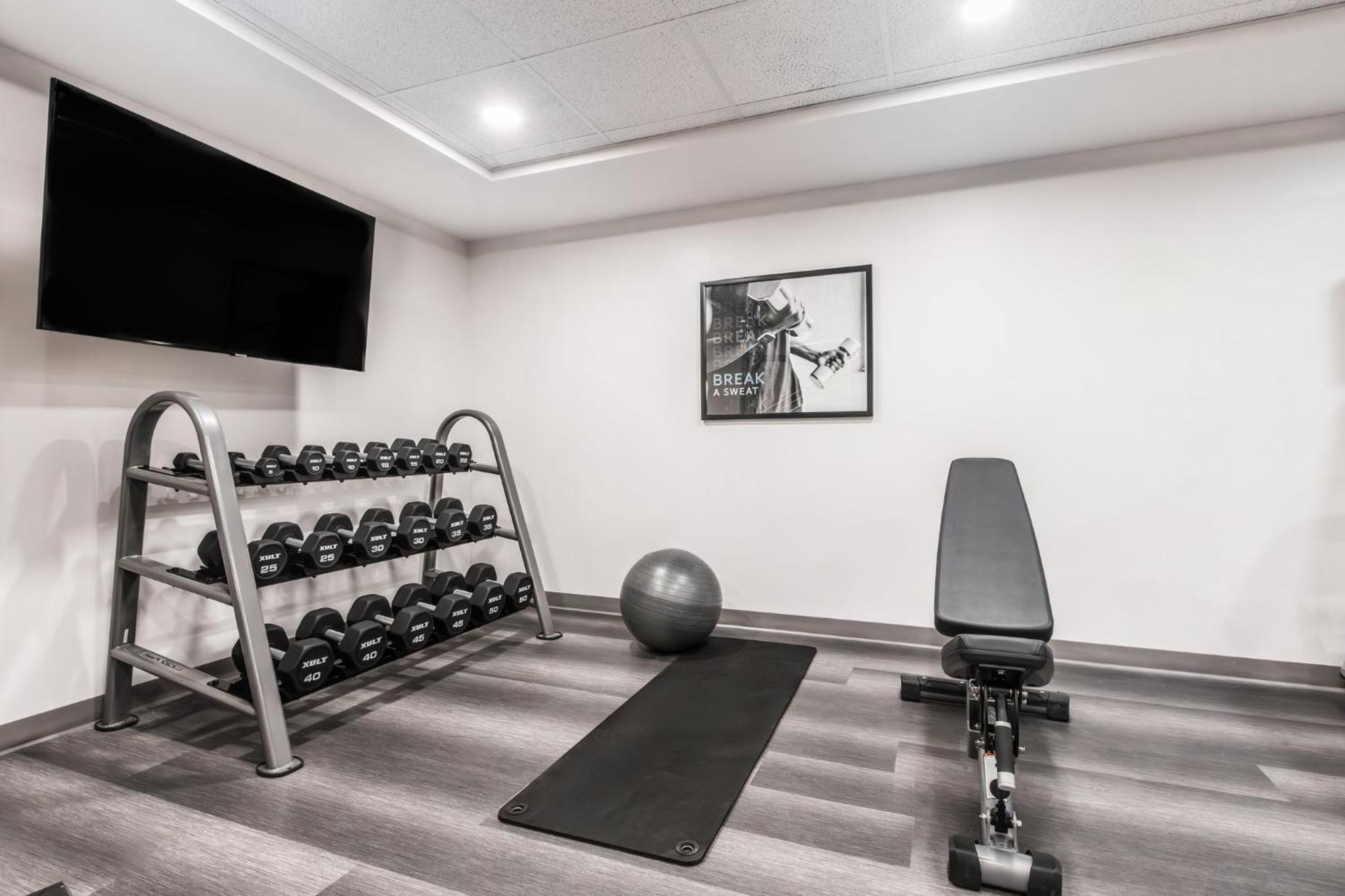 Staybridge Suites - Dawson Creek By Ihg Экстерьер фото